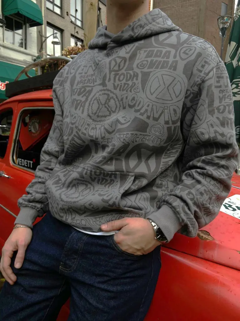 collective hood sfeer1.webp